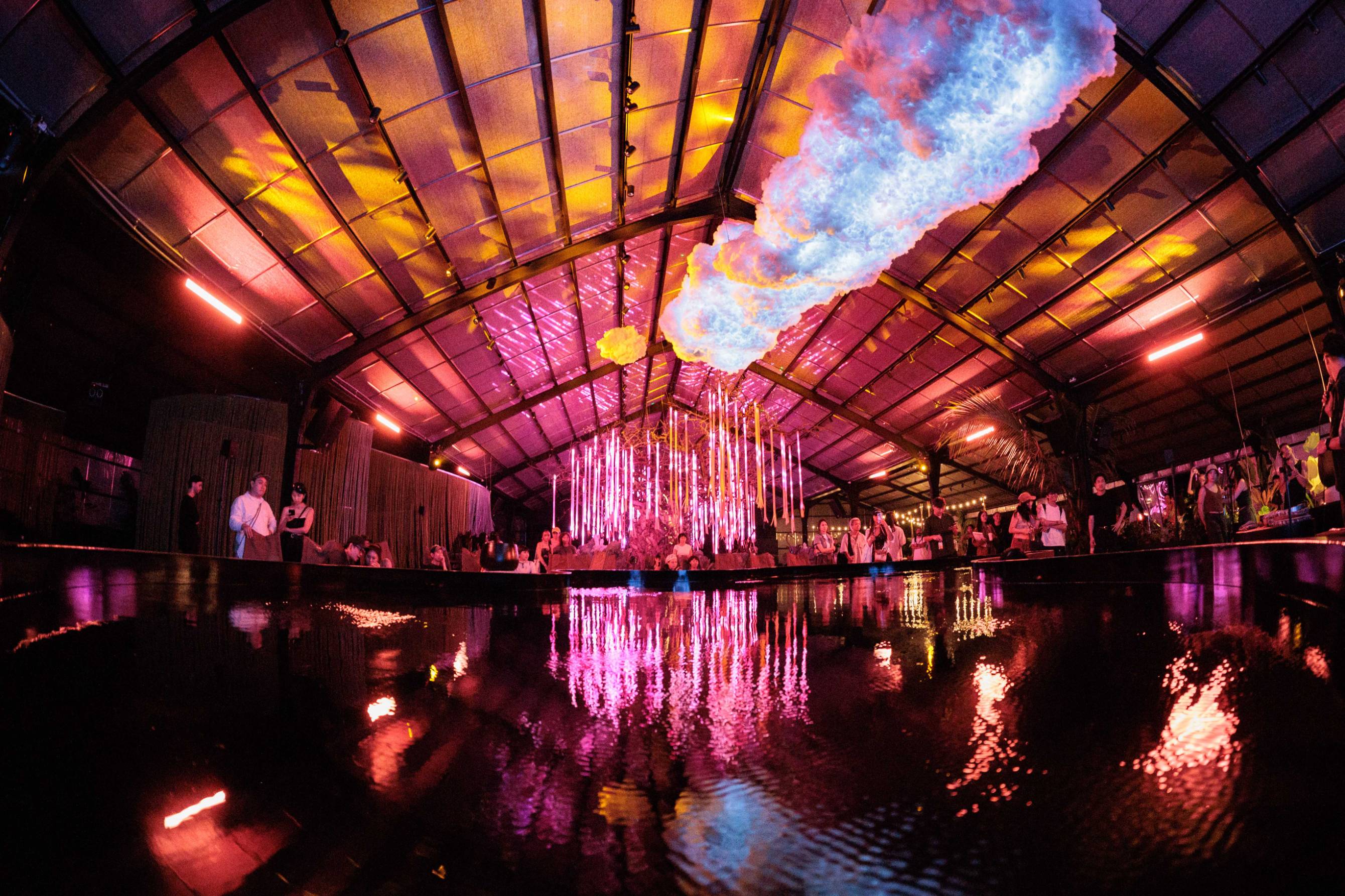 以光影、植栽、音樂，將荒蕪地打造成發掘第六感之處：專訪「波感溫室」策展人陳伯軒- Demi-Monde 半上流社會｜懂風格，才懂生活